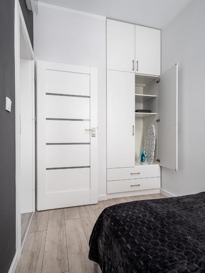 Апартаменты Prymasa Street Apartament Варшава Экстерьер фото